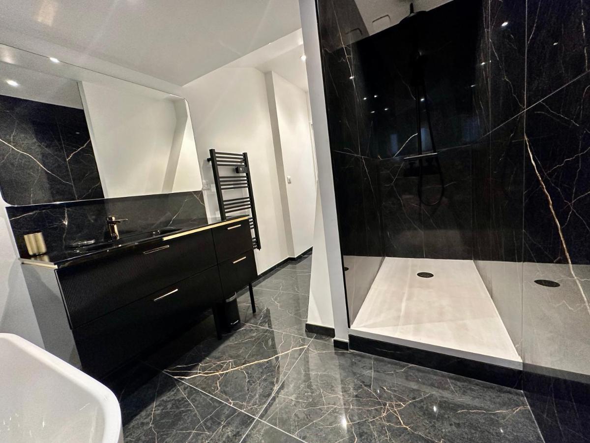 Bel Appartement Avec Parking Au Coeur De Remeš Exteriér fotografie